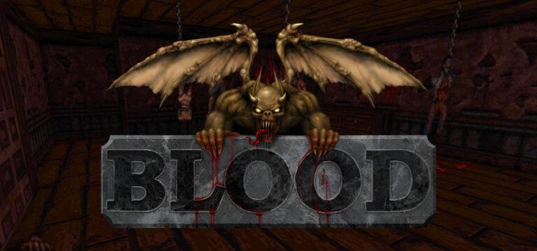 El logotipo del videojuego Blood. El texto del título "Blood" grabado en una lápida de mármol gris. Desde detrás, apoyando las garras en el borde de la lápida, sale una gárgola de color amarillo verdoso pus, con los ojos de un color amarillo brillante y los dientes y garras chorreando sangre. El fondo es una captura de pantalla del juego mostrando una habitación oscura con múltiples cadáveres mutilados colgando del techo.