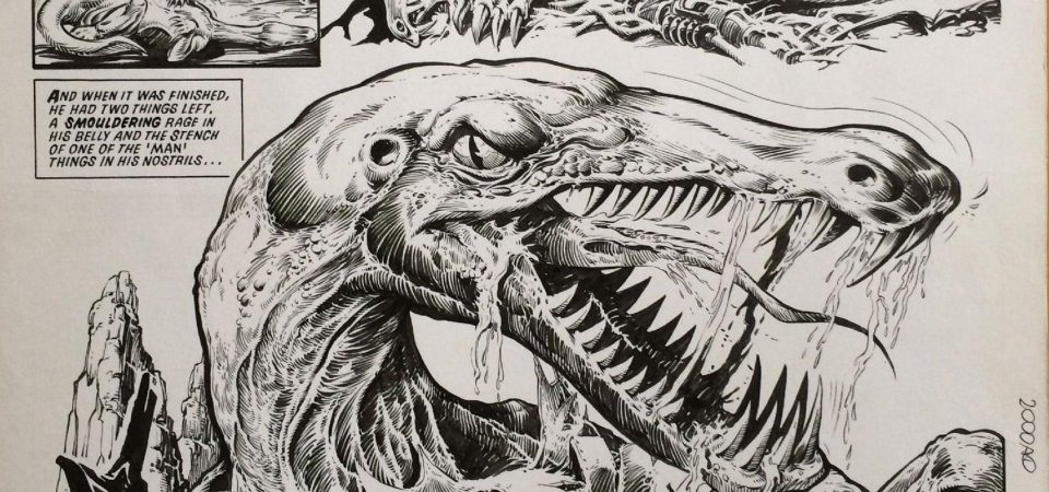Fragmento de una página del cómic Flesh, de la editorial 2000AD. En ella se ve la cabeza estilizada de un notosaurio dibuada en blanco y negro, con las fauces abiertas y babeantes, y una mirada maligna.